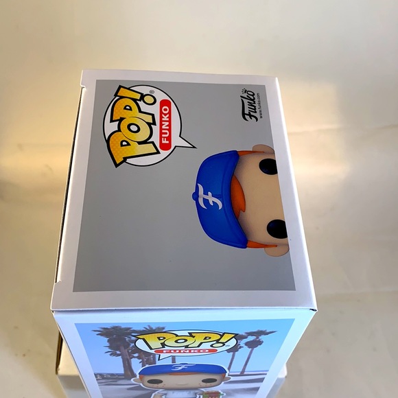 Funko Pop Skater Freddy Exclusive - Picture 5 of 6